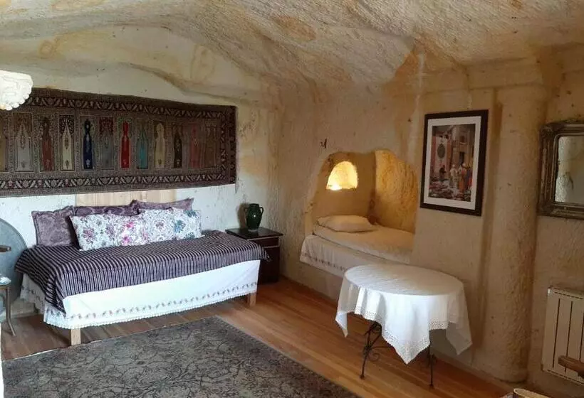 Suite with Terrace, Elkep Evi Cave