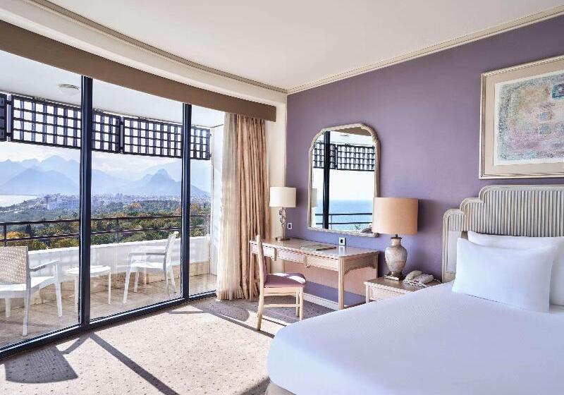 Suite Llit King, Embassy Suites San Antonio Riverwalk Downtown
