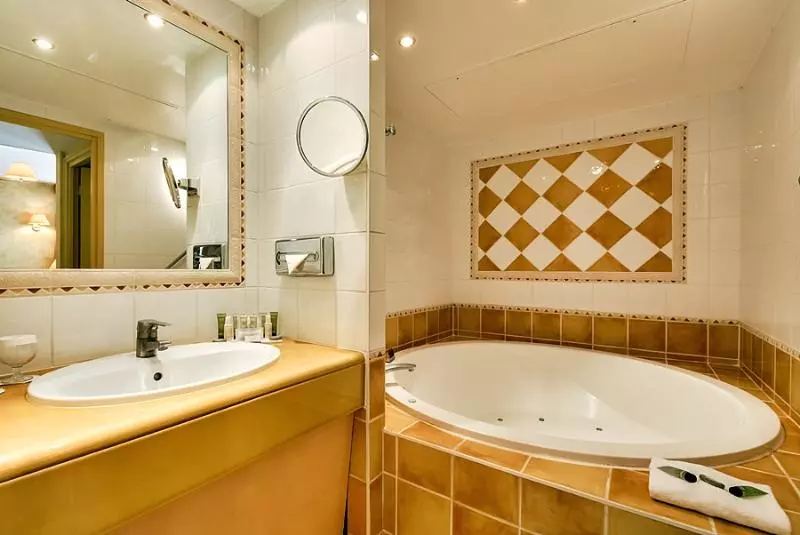 スイート, Embassy Suites San Antonio Riverwalk Downtown