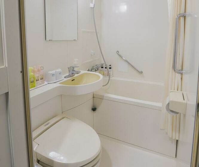 غرفة قياسية, Hakone Lake