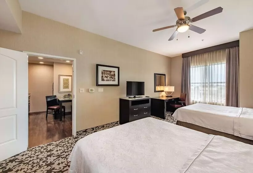 スイート, Homewood Suites By Hilton Oxnard/camarillo