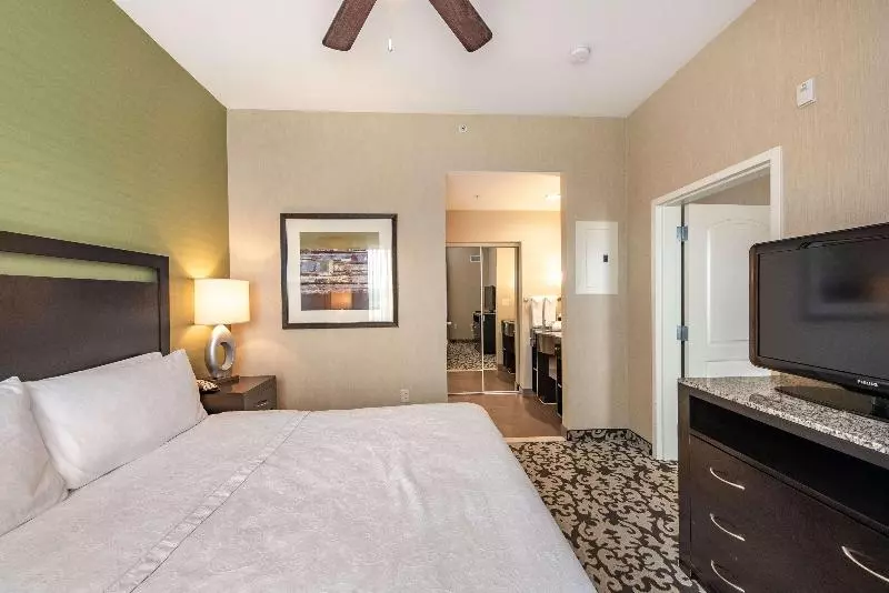 キングサイズベッドのスイートルーム, Homewood Suites By Hilton Oxnard/camarillo