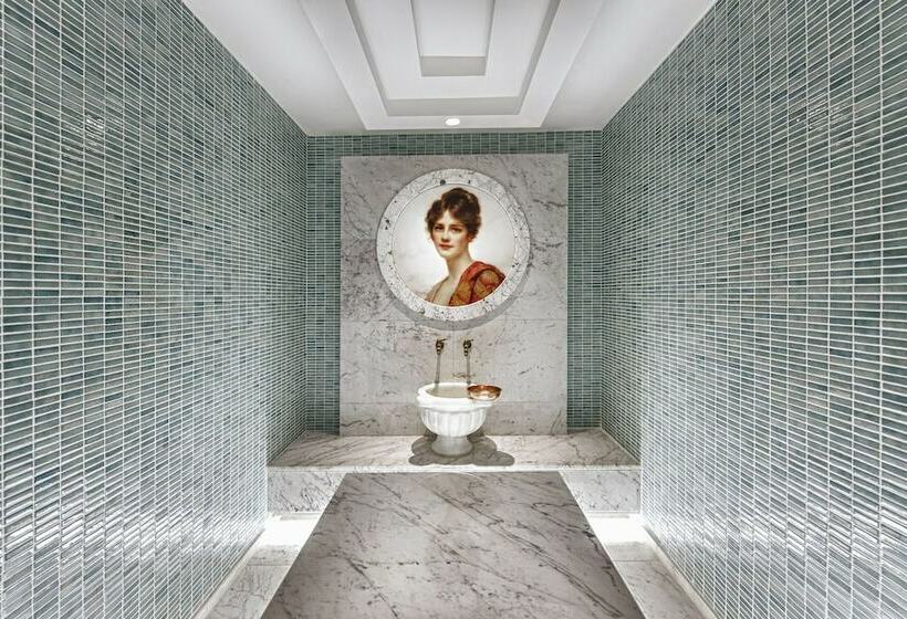 سوییت, Kaya Artemis Resort & Casino