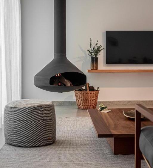 منزل غرفة نوم واحدة, L'and Vineyards