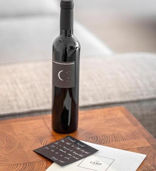 فيلا ديلوكس غرفة نوم, L'and Vineyards