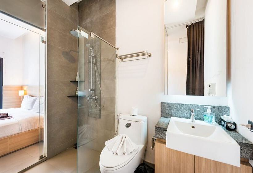 חדר דלוקס, My