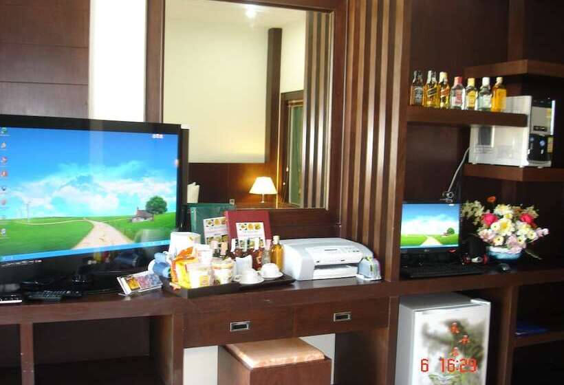 Номер Deluxe, Sm Resort Phuket