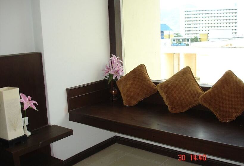 חדר דלוקס, Sm Resort Phuket