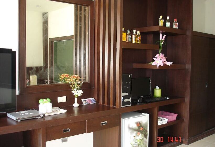 סוויטה, Sm Resort Phuket