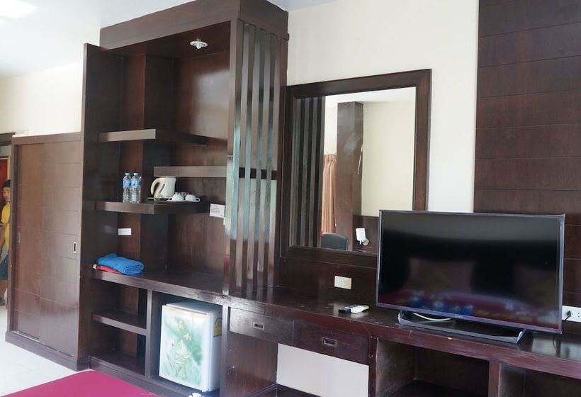 סוויטה, Sm Resort Phuket