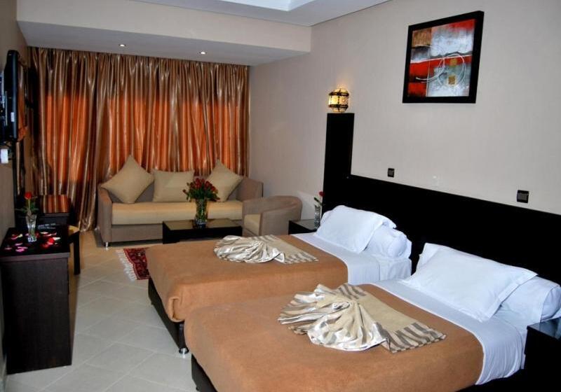 استودیو استاندارد با بالکن, Suite Hotel Tilila
