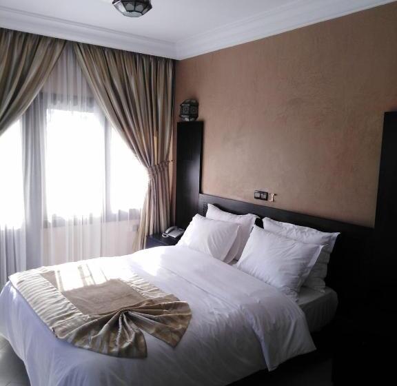 استودیو استاندارد با بالکن, Suite Hotel Tilila