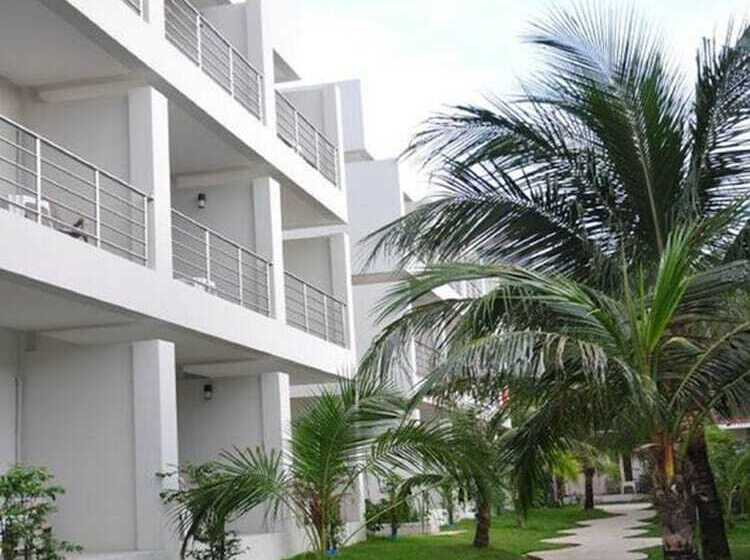 スタンダードバンガロー, The Natural Resort