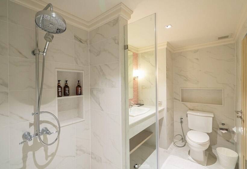 Quarto deluxe com hidromassagem, The Sea Cret Hua Hin