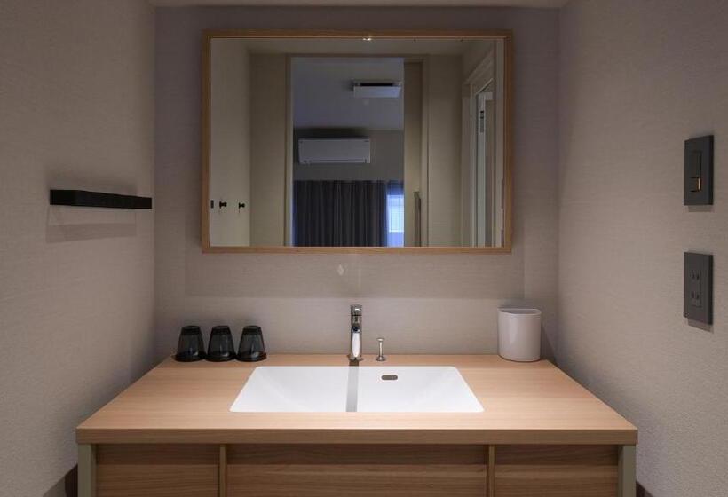 Трехместный Номер Superior, Vessel Inn Asakusa Tsukuba Express