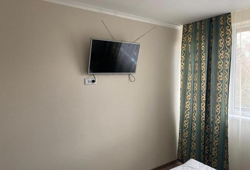 اتاق سوپریور, Vlasta