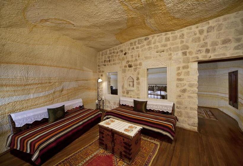 جناح, Yunak Evleri Cappadocia