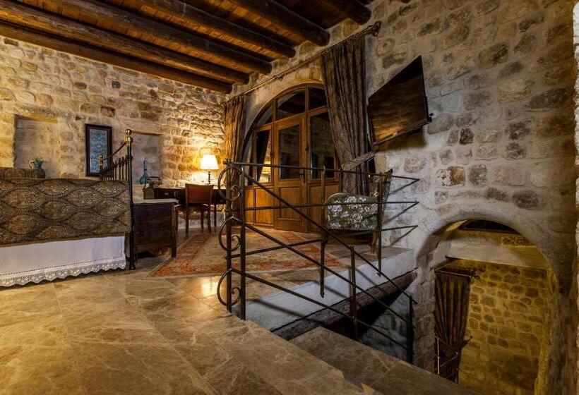 Suite Pool View, Yunak Evleri Cappadocia