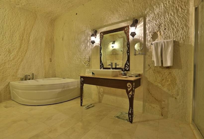 جناح, Yunak Evleri Cappadocia