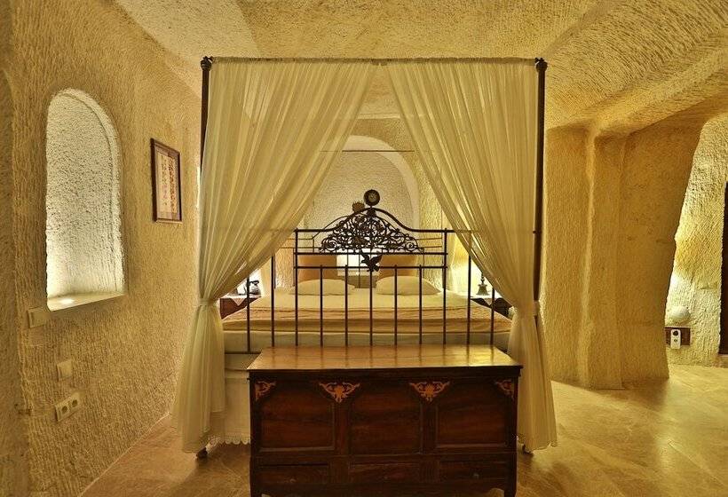 جناح, Yunak Evleri Cappadocia