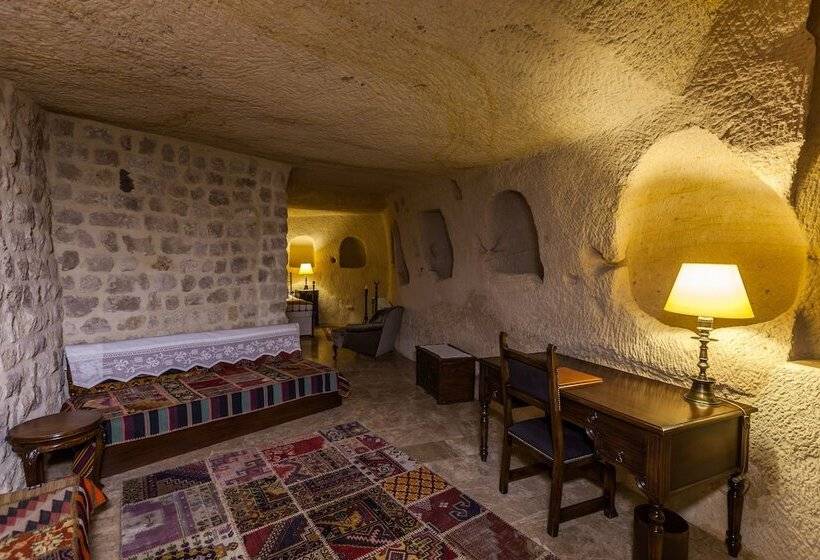 جناح, Yunak Evleri Cappadocia