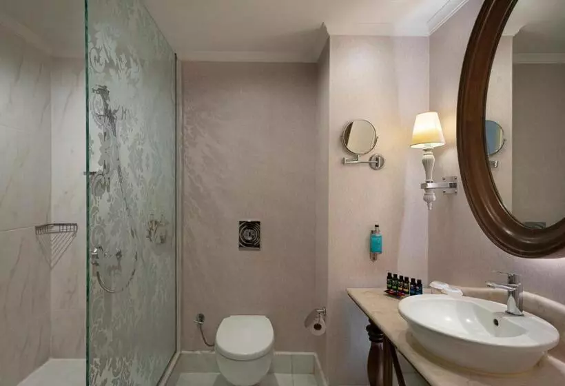 Standard Neljän Hengen Huone, Kaya Artemis Resort & Casino