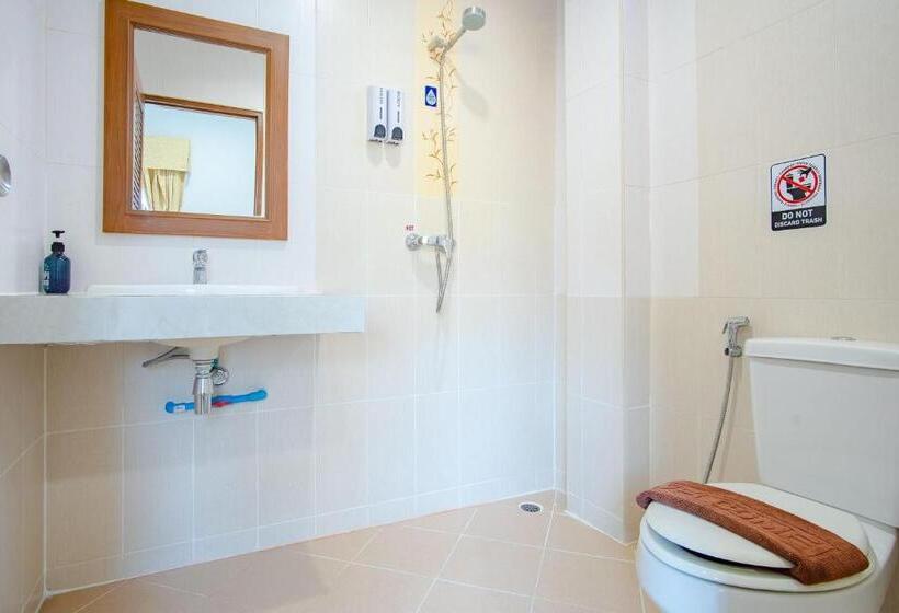 이코노미 룸, Pipikuku Hotel & Restaurant