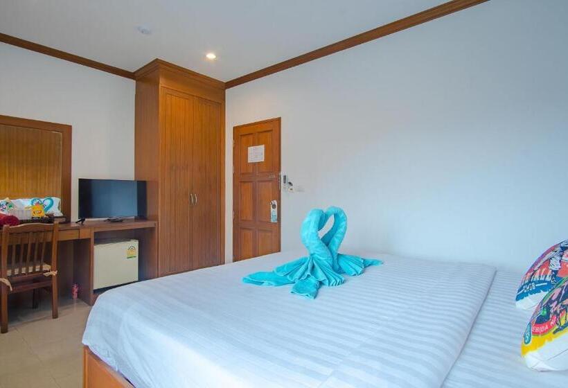 스탠다드 룸 킹사이즈 침대, Pipikuku Hotel & Restaurant