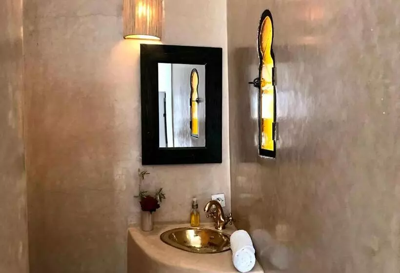 اتاق لوکس, Riad Dar Zaman
