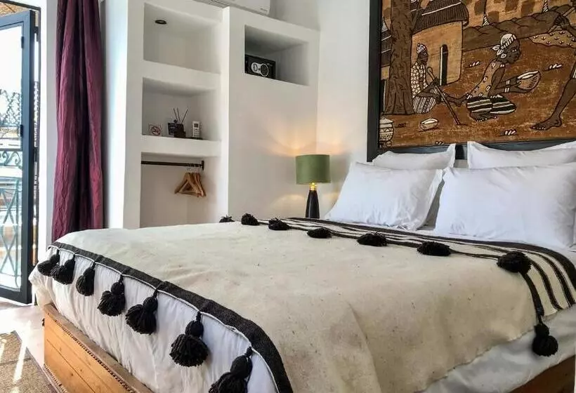 اتاق لوکس, Riad Dar Zaman