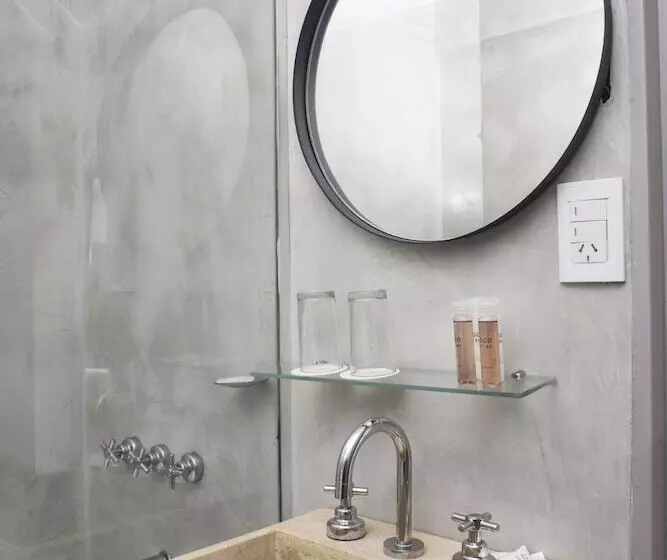 Standard-huone, Rochester M