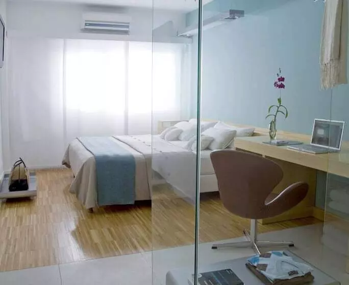Deluxe-huone, Rochester M