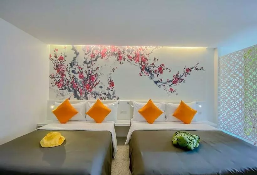 Executive Neljän Hengen Huone, Sino House Phuket Hotel   Sha Plus