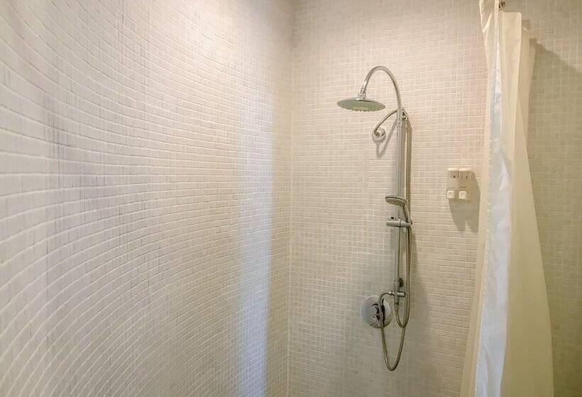 Четырехместный Номер Deluxe, Sino House Phuket Hotel Sha Plus