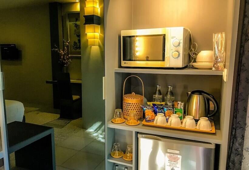 Четырехместный Номер Deluxe, Sino House Phuket Hotel Sha Plus