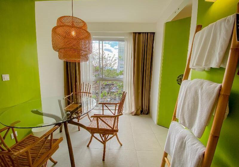 Четырехместный Номер Ejecutiva, Sino House Phuket Hotel Sha Plus