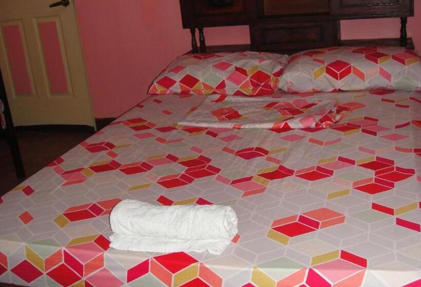 اتاق لوکس, Jcp Room Rentals