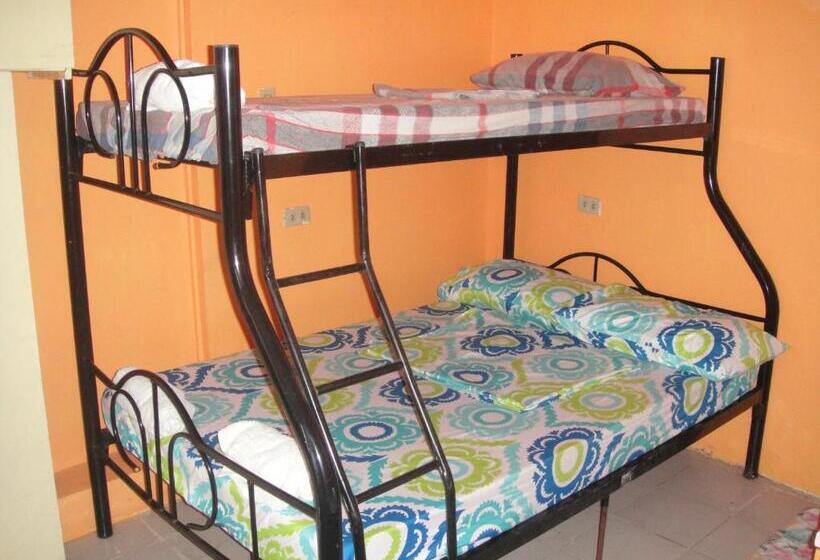 اتاق استاندارد سه نفره, Jcp Room Rentals