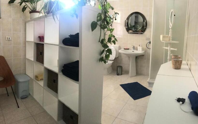 キングサイズベッドのスタンダードルーム, Gli Oleandri