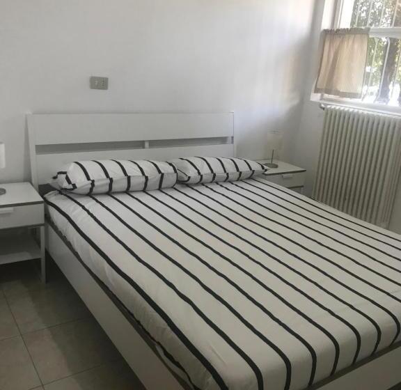 キングサイズベッドのスタンダードルーム, Gli Oleandri