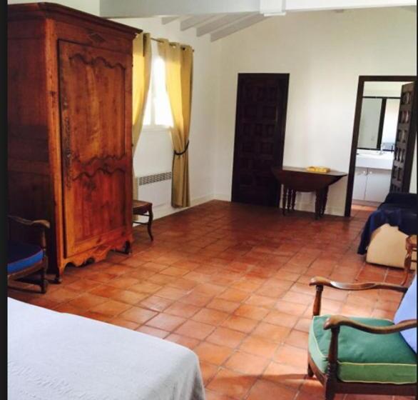 高级园景房, Calicho