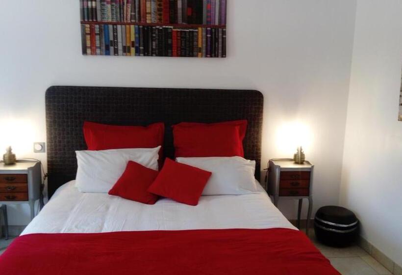 Трехместный Номер Комфорт, Chambres Et Tables D Hotes O Doux Matins Aux Portes De Chinon