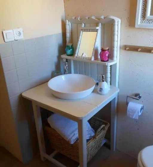 Standard room with outdoor bath, Chez Vivi