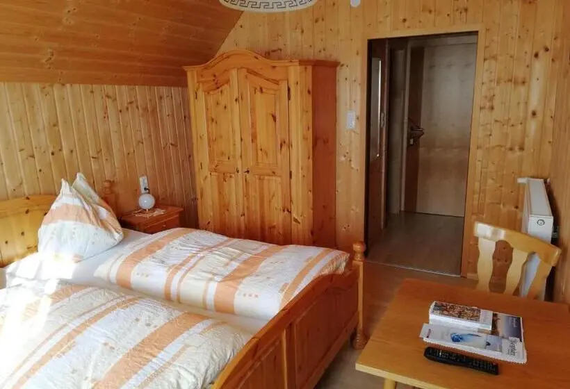 Standard-huone, Raffelwirt