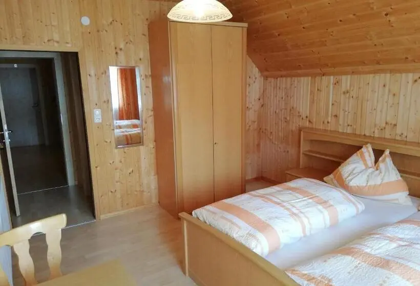 Standard-huone, Raffelwirt