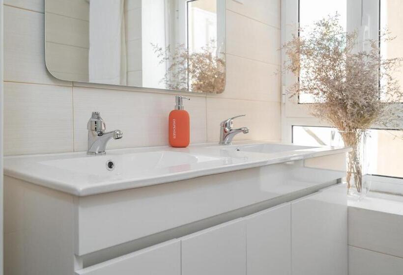 تختخواب در اتاق مشترک, Peach Hostel & Suites