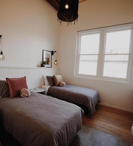 ２ベッドルームアパートメント, The Warehouse Apartments