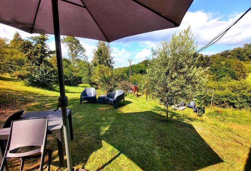 חדר סופריור עם טרסה, Bonbon Chambre D Hôtes