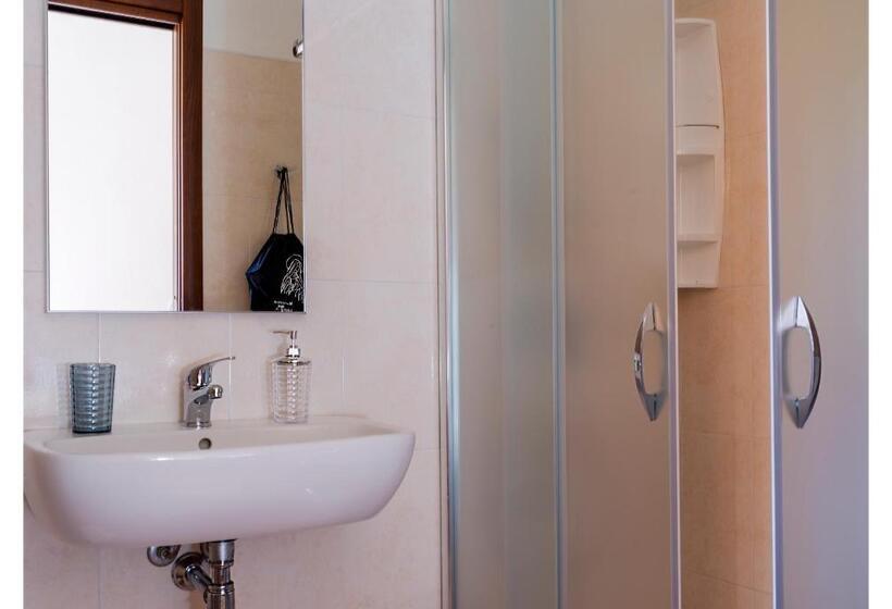 Номер Стандарт, Monastero Santa Chiara Guest House