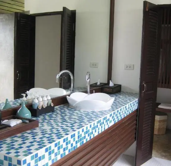 ツーベッドルーム　ヴィラ, Bura Lumpai Resort